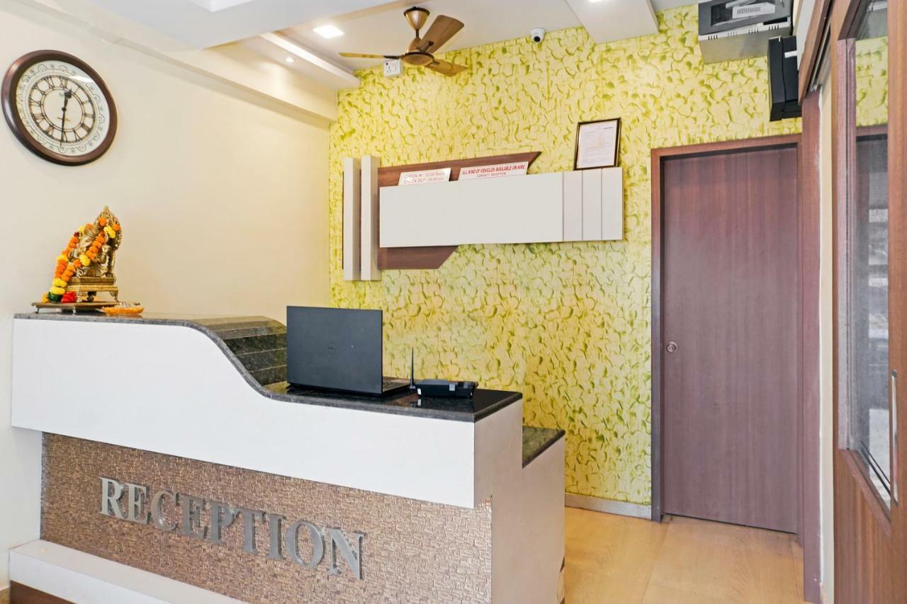 Oyo 29634 Hotel Navalai Pride Ratnāgiri Dış mekan fotoğraf