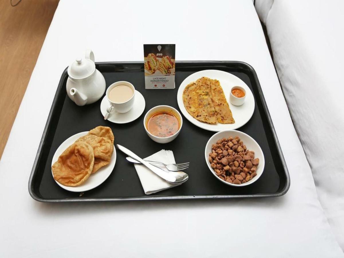 Oyo 29634 Hotel Navalai Pride Ratnāgiri Dış mekan fotoğraf